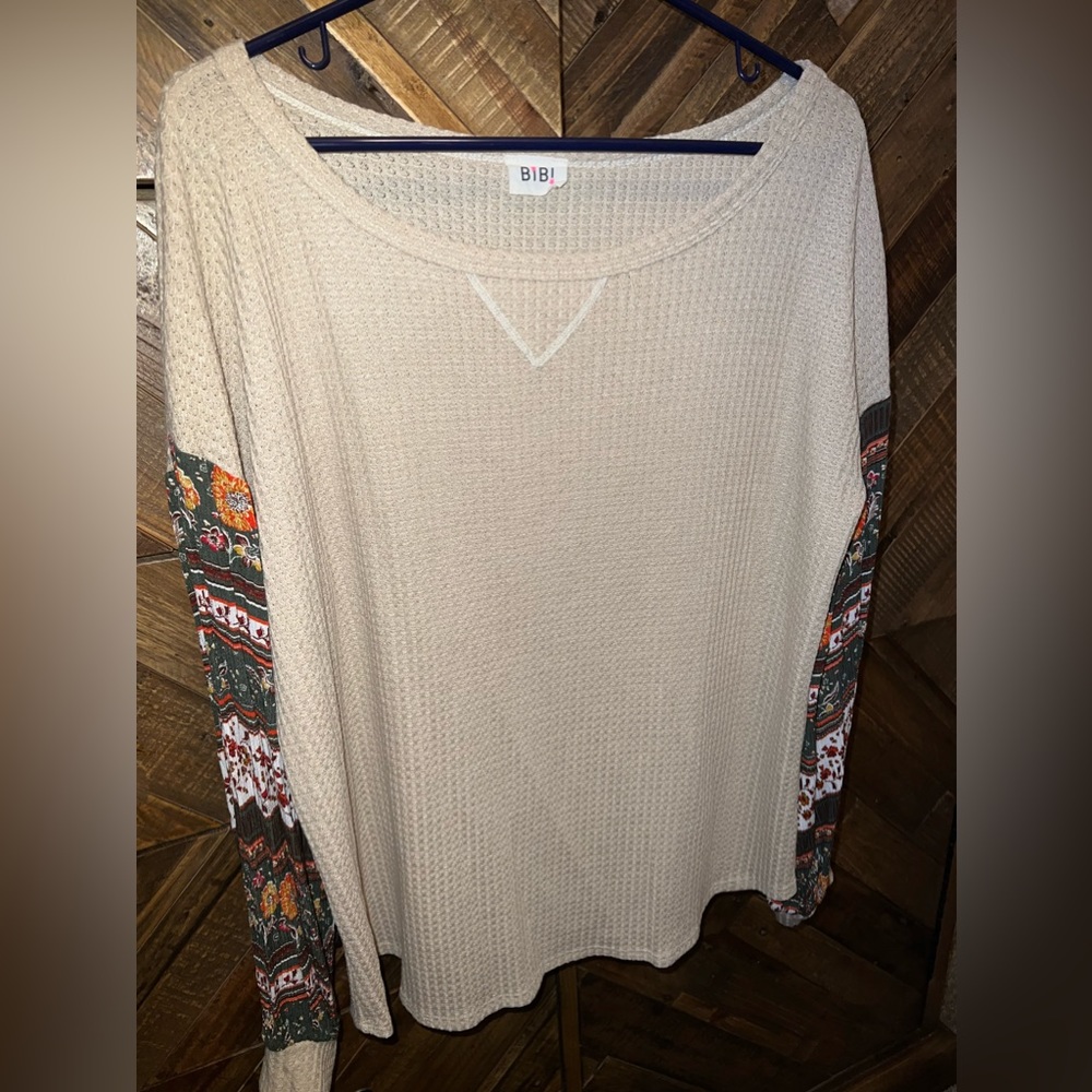 BIBI Floral Sleeve Top